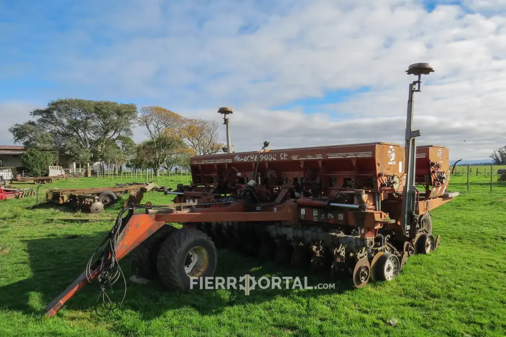Sembradora Apache 9000