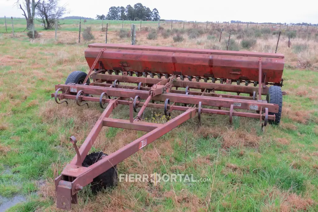 Vibro cultivador internacional