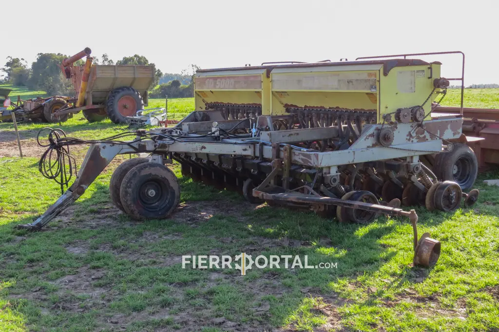 Sembradora Baldan 24 linea