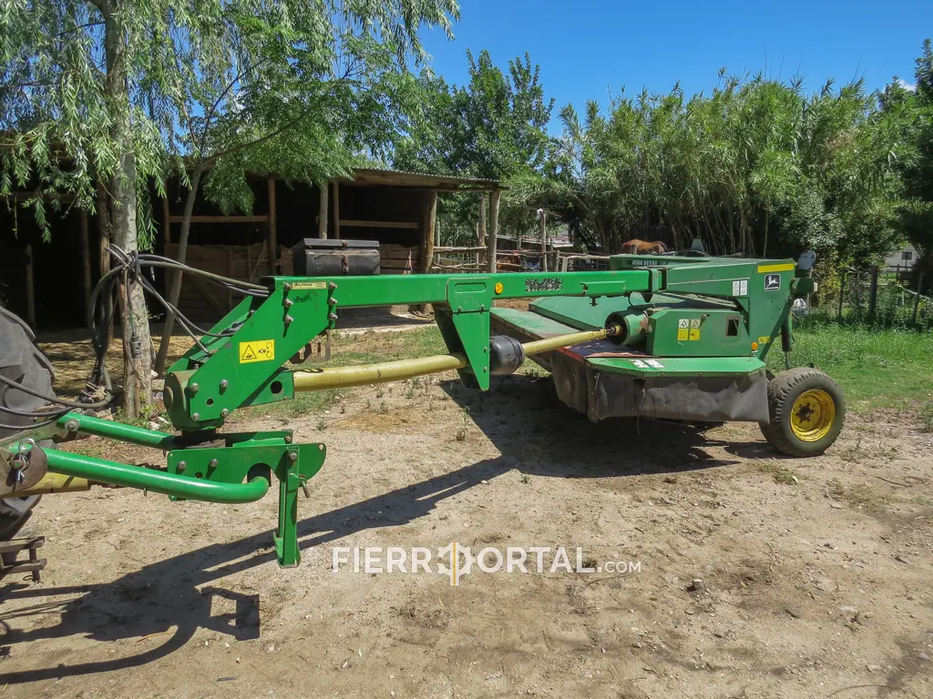Segadora MoCo John Deere 1360