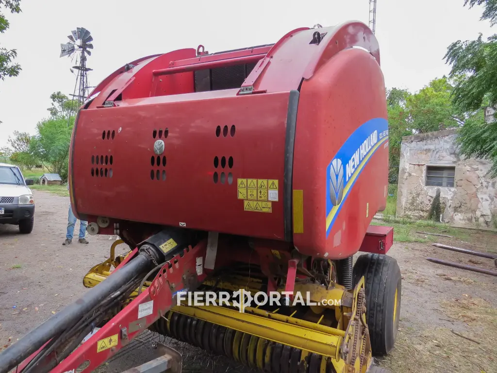 Enfardadora New Holland 460