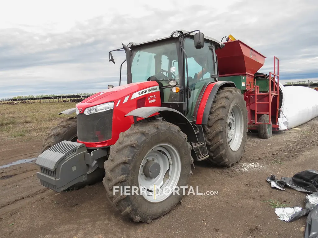 Tractor Massey Ferguson 6713