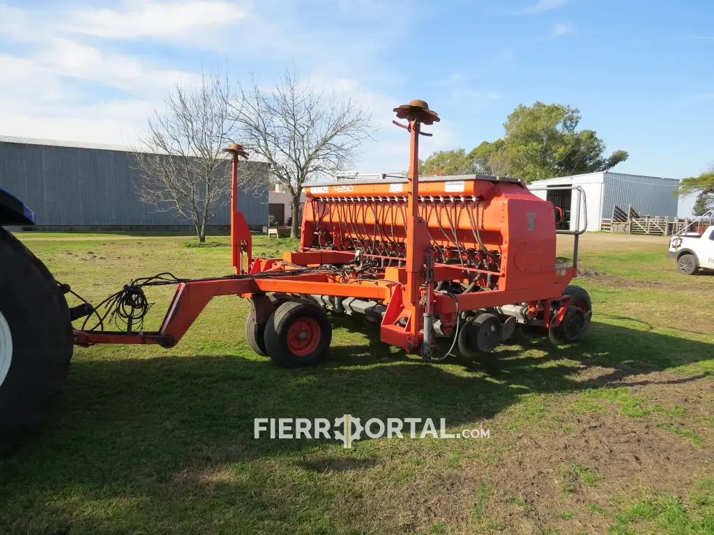Sembradora  Tanzi 4350  