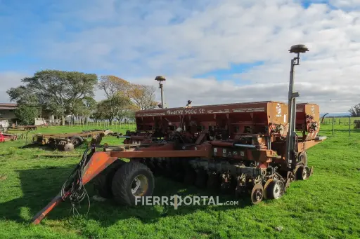 [REF: 062-008] Sembradora Apache 9000