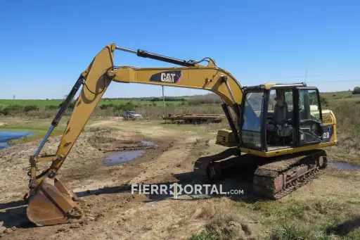 [REF: 073-001]  Excavadora Caterpillar 312D