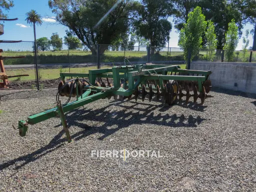 [REF: 051-008] Genovese 44 discos