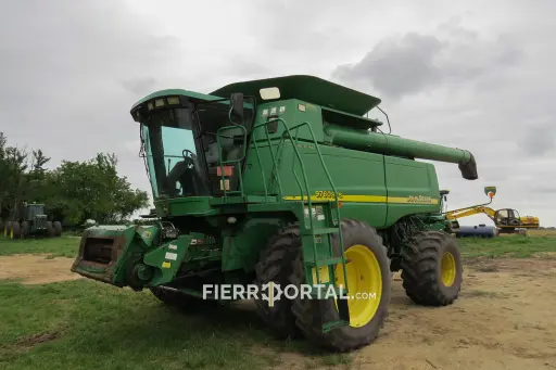 [REF:021-14] Cosechadora John Deere 9760 STS