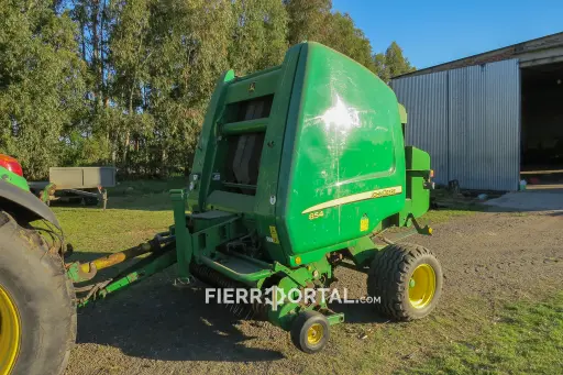 [REF: 041-010] Enfardadora John Deere 845