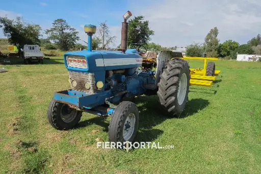 [REF: 011-011] Tractor Ford 5000