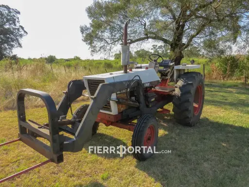 [REF:011-058] Tractor Case 470 C/Pala