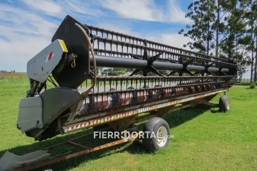 [REF: 024-002] Plataforma masey ferguson 