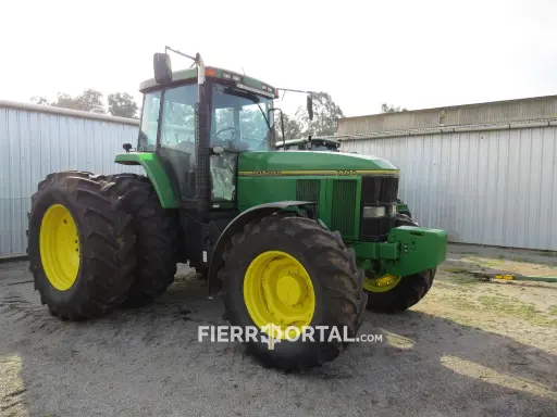 [REF:011-081] Tractor John Deere 7700