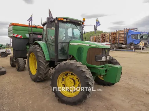 [REF:011-082] Tractor John Deere 6415