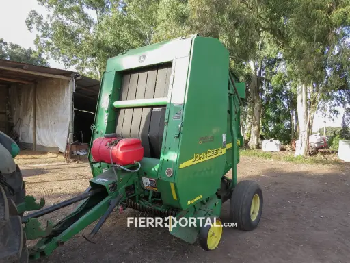 [REF:041-004] Enfardadora John Deere 467
